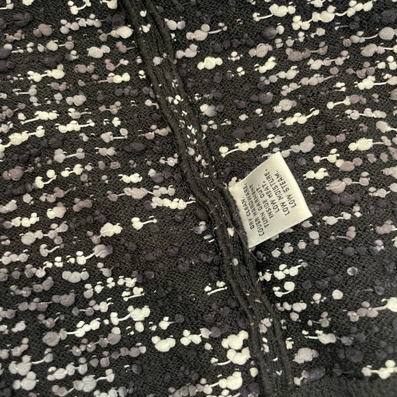 St. John Blazer - Picture 16 of 16